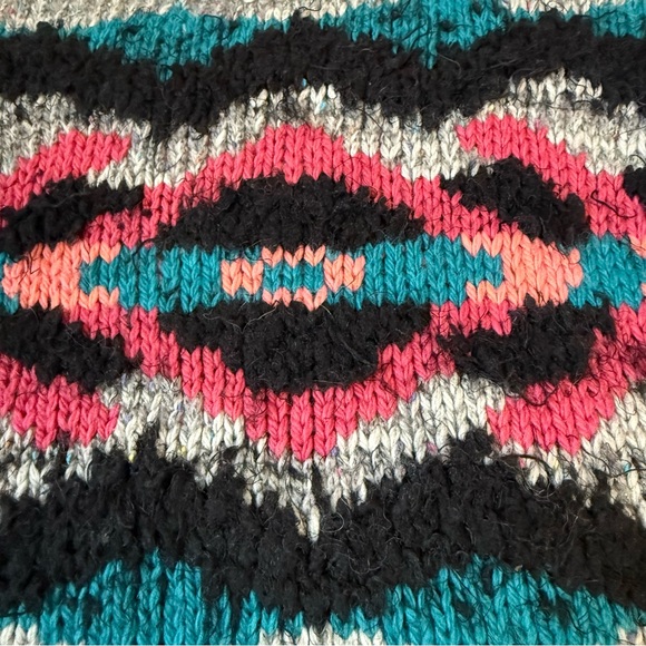 Free People I Heart You Wool Blend Cropped Aztec Print Sweater Grey Size Small - Picture 6 of 11